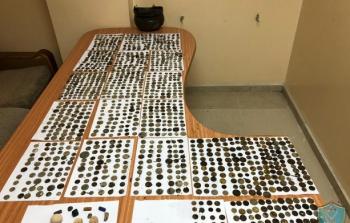 ضبط 1269 قطعة يشتبه أنها أثرية في رام الله