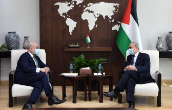 لقاء جميع كلارك مع رئيس الوزراء محمد اشتية