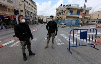الشرطة الفلسطينية تشدد من إجراءاتها المتعلقة بالإغلاق