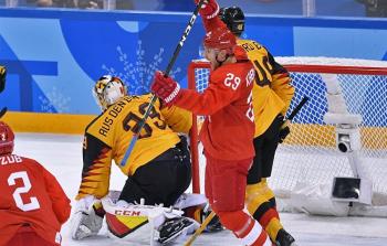 قرص هوكي يقتل لاعبا روسيا