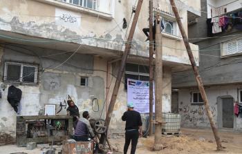 بلدية النصيرات تبدأ بحفر بئر مياه جديدة بمنطقة مخيم 1