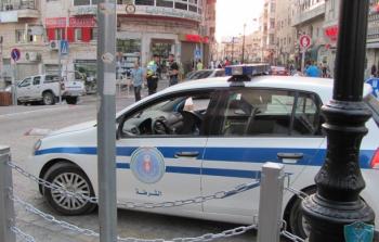 الشرطة الفلسطينية تتخذ اجراءات ضد المخالفين لقرار الاغلاق الحكومي في محافظتي نابلس وجنين