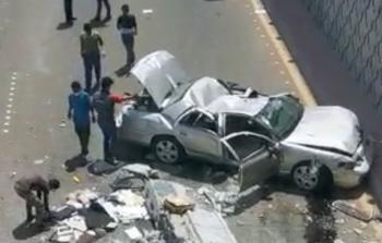 سقوط سيارة من أعلى جسر _ السعودية