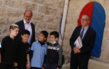 زيارة وفد من الاتحاد الأوروبي لأحياء وعائلات في القدس