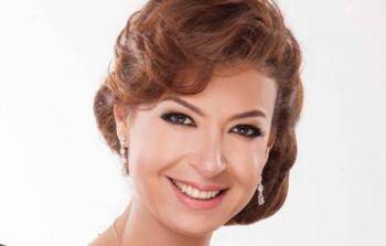 الفنانة منال سلامة