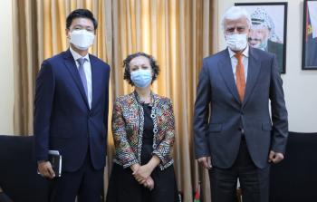 وزير التربية يبحث مع ممثل وكالة 