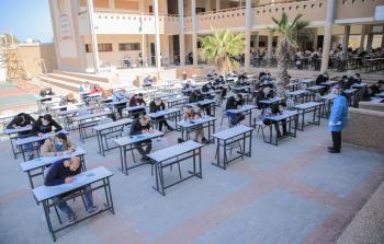 عقد امتحانات التوظيف بغزة