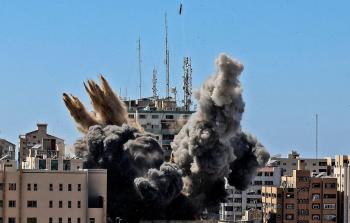 الطيران الإسرائيلي يقصف الأبراج في قطاع غزة