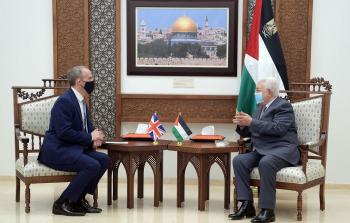 لقاء الرئيس عباس بوزير الخارجية البريطاني