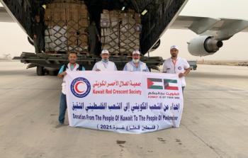 إقلاع طائرة الإغاثة الكويتية الأولى لإيصال أدوية الى قطاع غزة