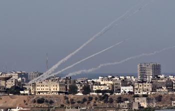 صواريخ من غزة تجاه المستوطنات الإسرائيلية المحاذية
