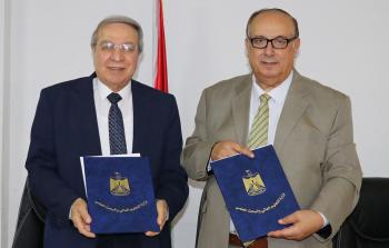 الأستاذ الدكتور  محمود أبو مويس ورئيس اتحاد الغرف