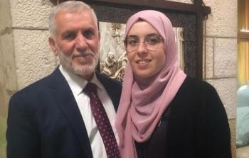 الأسيرة بشرى الطويل ووالدها