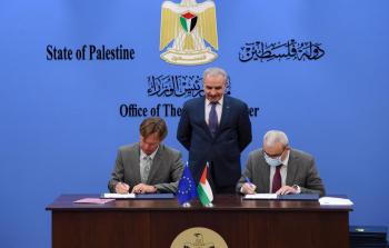 بنوك توقع اتفاقيات قروض قيمتها 425 مليون دولار بتمويل أوروبي