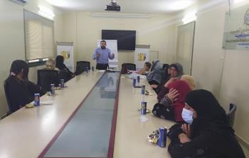 مشاركة الأهالي في الورشة