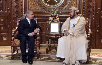 لقاء اشتية مع نائب رئيس الوزراء العماني