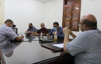 بلدية غزة تبحث سبل التعاون مع شركة توزيع الكهرباء