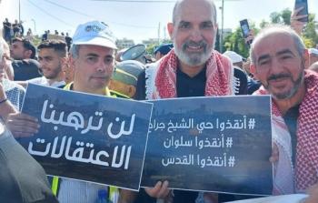 محمد كنعانة (وسط)