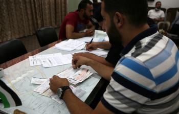 شرطي بغزة يُعيد شيكات مفقودة بقيمة 4 ملايين شيكل