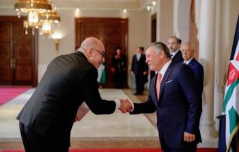 سفير إسرائيل لدى الأردن يُسلم أوراق اعتماده للملك عبد الله الثاني