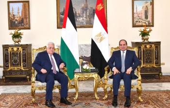 لقاء الرئيس عباس ونظيره المصري عبد الفتاح السيسي