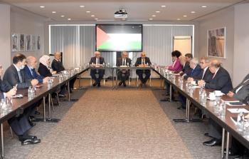 اشتية يطلع السفراء العرب لدى بلجيكا والاتحاد الأوروبي على التطورات السياسية