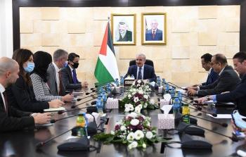 اشتية يستقبل كبير مستشاري الولايات المتحدة لشؤون الطاقة