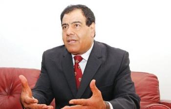 الطبيب الفلسطيني عز الدين أبو العيش