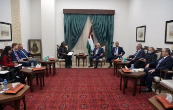 لقاء الرئيس محمود عباس مع سفيرة أمريكا في الأمم المتحدة لندا غرينفيلد برام الله