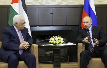 تفاصيل الاتصال الهاتفي بين الرئيس عباس وبوتين حول حرب غزة