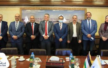 البنك الإسلامي الفلسطيني وجامعة النجاح الوطنية يبحثان سبل تعزيز التعاون المشترك