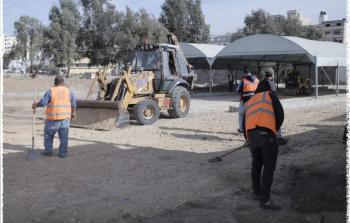 بلدية غزة تشرع بتطوير موقف سيارات السرايا