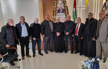 محافظو قطاع غزة يهنئون الكنيسة اللاتينية بعيد الميلاد المجيد
