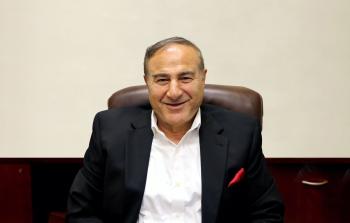 رجل الأعمال  أنور نعمان فيصل