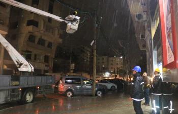 كهرباء غزة تعلن حالة التأهب للتعامل مع المنخفض الجوي القادم