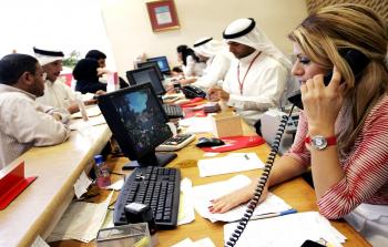 ديوان الخدمة في الكويت يحدد ضوابط عودة الدوام كاملاً