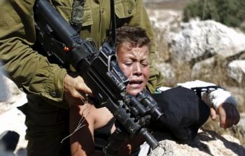 اعتداءات الاحتلال على الأطفال الفلسطينيين - أرشيفية