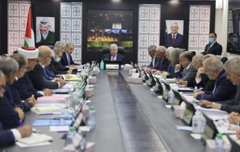 الرئيس الفلسطيني محمود عباس يترأس الجلسة الأسبوعية للحكومة
