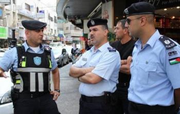 الشرطة الفلسطينية خلال احتفالات الثانوية العامة