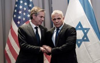 وزير الخارجية الأميركية أنتوني بلينكن  مع رئيس الوزراء الإسرائيلي يائير لابيد - ارشيف