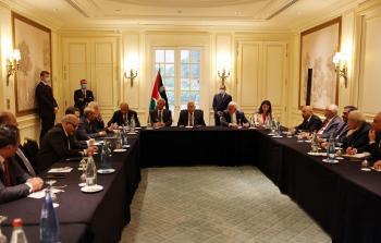الرئيس عباس يستقبل السفراء العرب المعتمدين لدى فرنسا