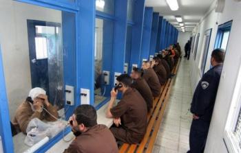 زيارة ذوي الأسرى في سجون الاجتلال