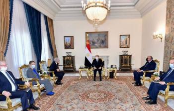 اجتماع سابق ضم الرئيس المصري عبد الفتاح السيسي ورئيس الوزراء الإسرائيلي يائير لابيد