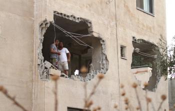 قوات الاحتلال الاسرائيلي تفجر شقة سكنية لمنفذ عملية 