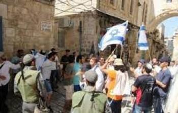 مسيرة استفزازية للمستوطنين تجوب أزقة القدس وشوارعها