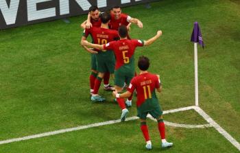 فرحة لاعبو منتخب البرتغال في المباراة ضد الأورغواي