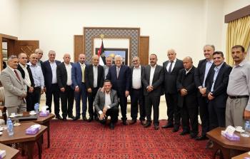 لقاء الرئيس عباس بأمناء سر أقاليم 