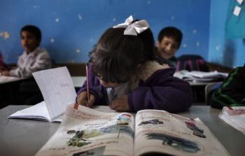 طلاب من غزة داخل أحد الفصول المدرسية