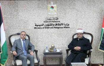لقاء وزير الأوقاف بالسفير المصري لدى فلسطين