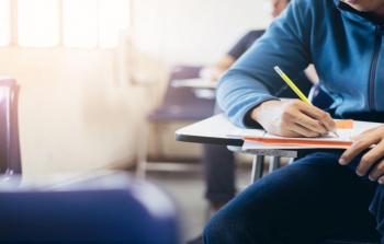 إجابات امتحان اللغة العربية تخصص توجيهي تكميلي 2022